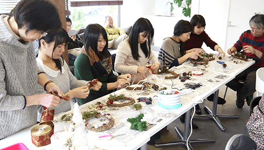 イベントで仲間と一緒に楽しむ